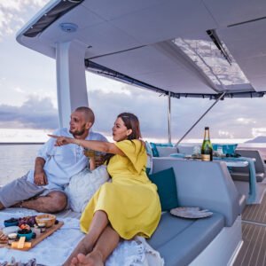 family-vacation-power-catamaran-seychelles-img3